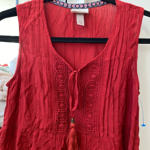 Knox Rose Women's Tank Top in a red embroidered and tassels - XS - Picture 4 of 9